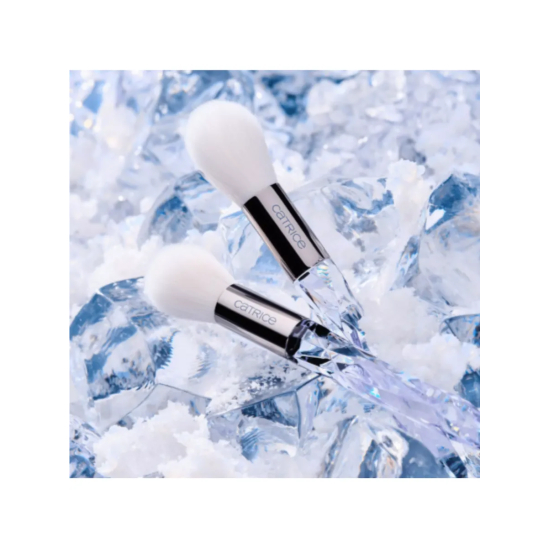 Кисть для хайлайтера Arctic Illusion Highlighter Brush - 4